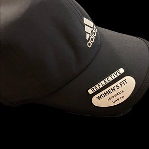 Adidas Women’s AEROREADY Superlite 2 Cap/Black